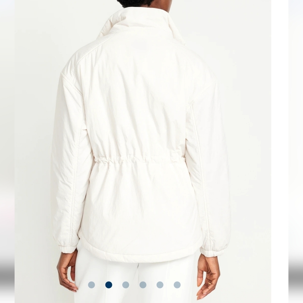Old Navy Women's Cinched Waist Puffer Jacket - Picture 3 of 5